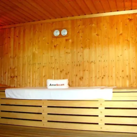 Two In With Pool Apartment *